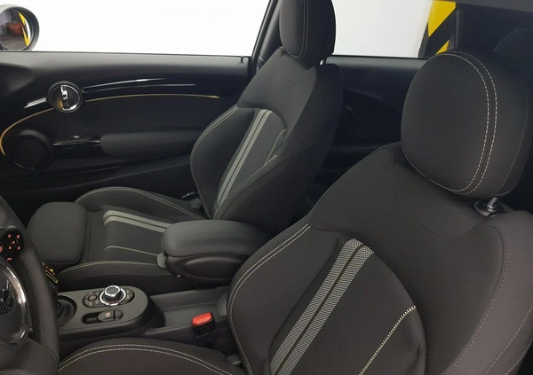 MINI Cooper S cena 129900 przebieg: 4050, rok produkcji 2023 z Sucha Beskidzka małe 211
